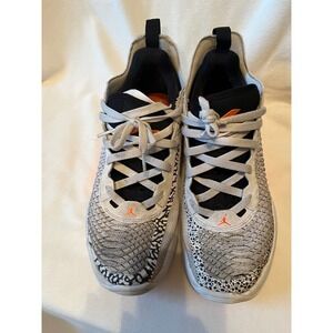 Nike Air Jordon 2 Basketball Size‎ 7.5